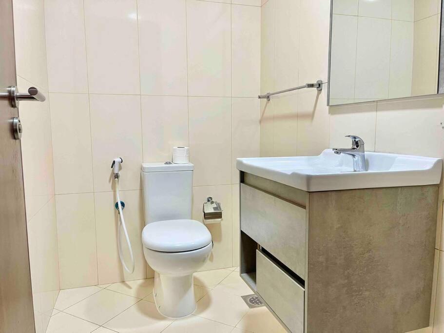 Cozy Upgraded Residential Flat With Sea, Mangrove, Pool View - 1203 Not Hotel อาบูดาบี ภายนอก รูปภาพ